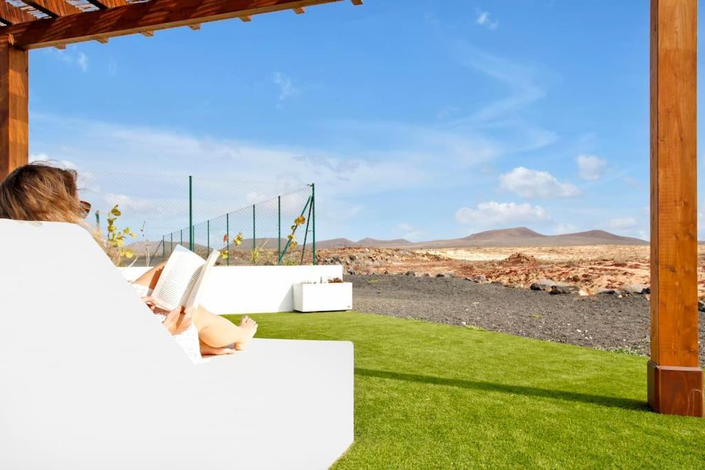 Villa Fenix - Oasis In Natural Reserve Лахарес Екстериор снимка